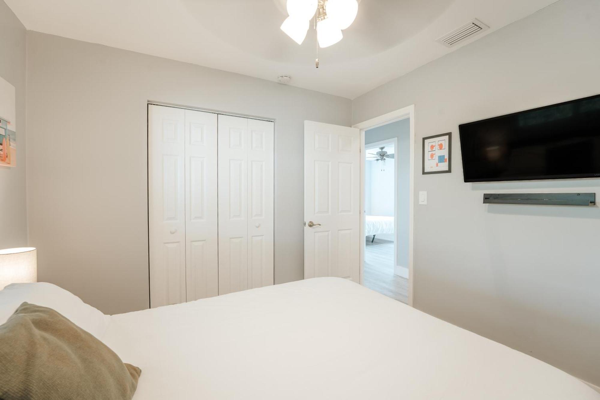 Home With A Pool Close To Beach And Fll Airport Pool Heated October- March Fort Lauderdale Ngoại thất bức ảnh