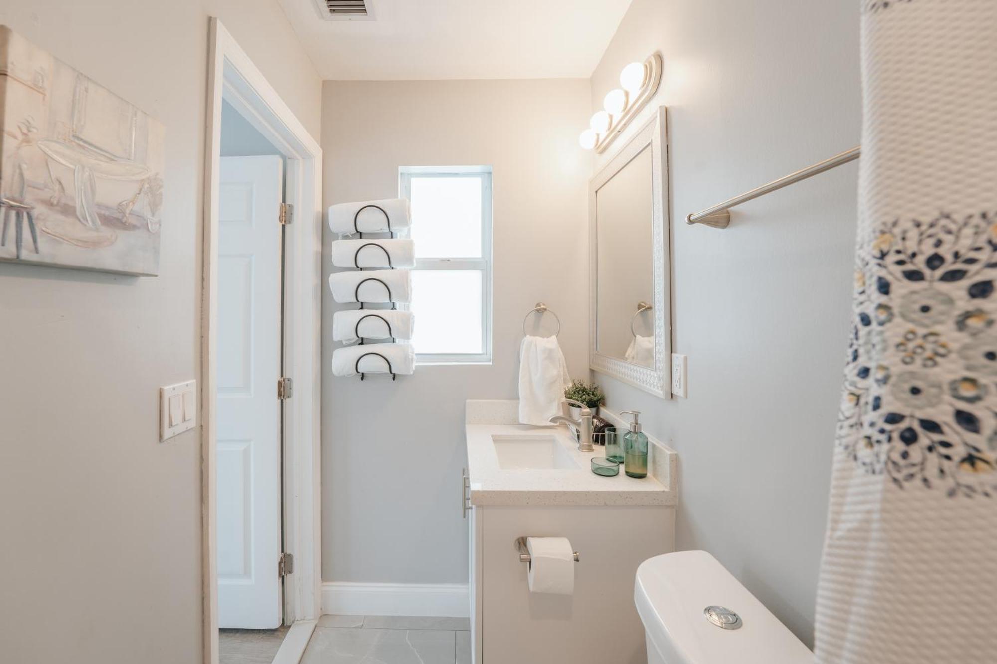 Home With A Pool Close To Beach And Fll Airport Pool Heated October- March Fort Lauderdale Ngoại thất bức ảnh